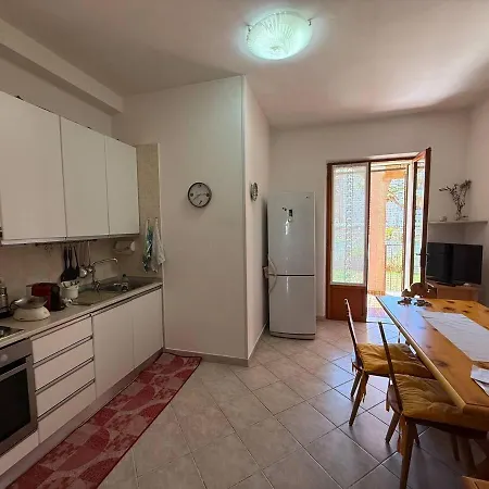 شقة A Casa Di Federica